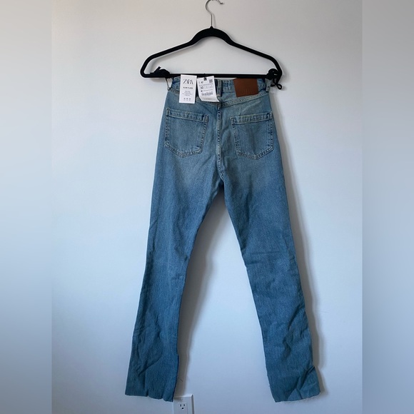 NWT Zara straight leg, split hem jeans - Picture 2 of 4